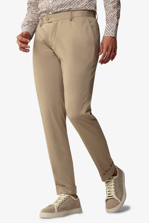 Pantalone da abito relax tech tortora slim