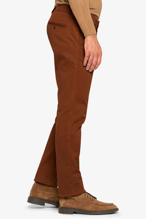 Pantalone chino gabardina cammello