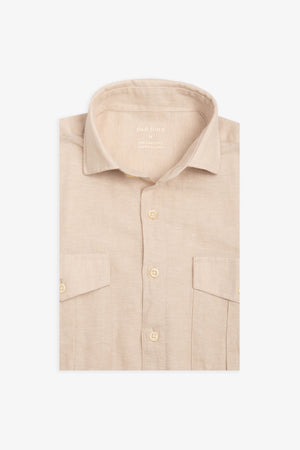 Camicia misto lino con tasche sul petto sabbia